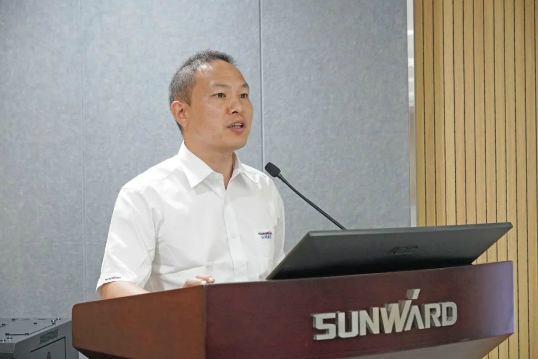 省人大常委会党组副书记、副主任王柯敏调研山河智能