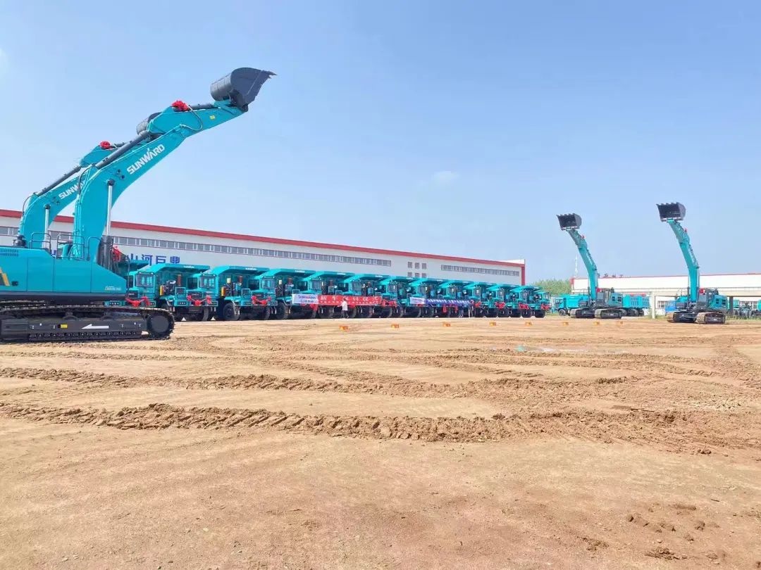 效率更高、实力更强！山河智能“矿山搭档”批量交付